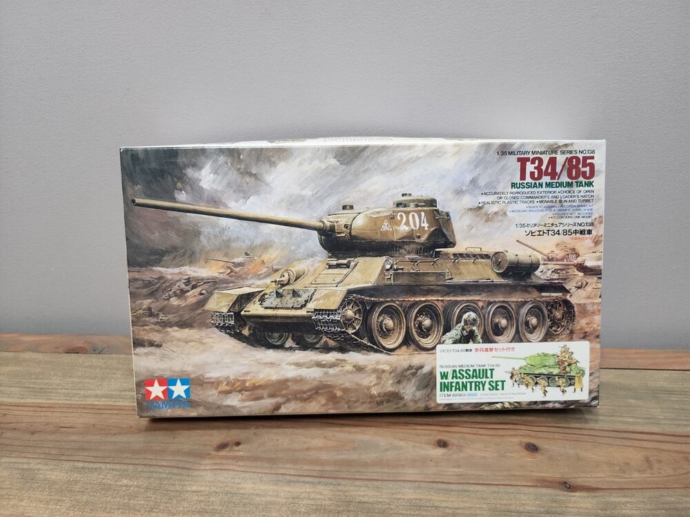 Sealed T34/85 Russian Medium Tank in 1:35 Scale by Tamiya from 1987